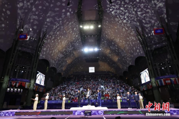 张家朗成功卫冕为中国香港队再添一金，李家超