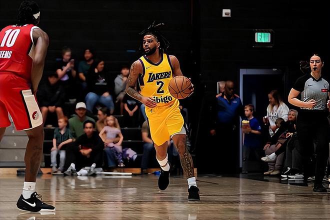 南湾湖人逆转撕裂城混音 RJ-戴维斯24+6助球队取胜