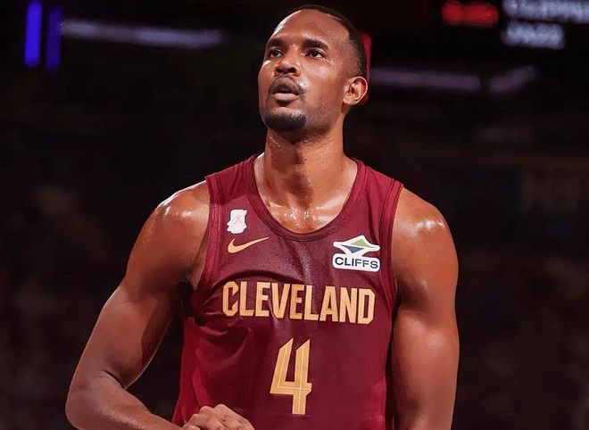 文班亚马41分16篮板力压老詹当选NBA今日最佳球员