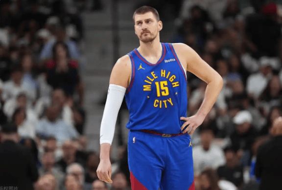 NBA常规赛收官日：约基奇半场定局西部格局，凯