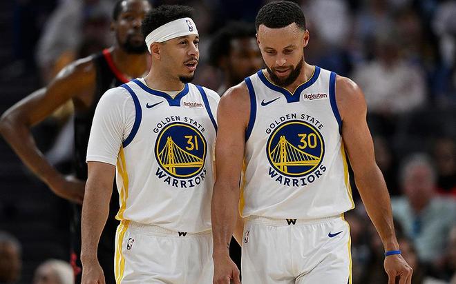 库里复出首战稳扎稳打 梅尔顿爆发率队掀翻西部