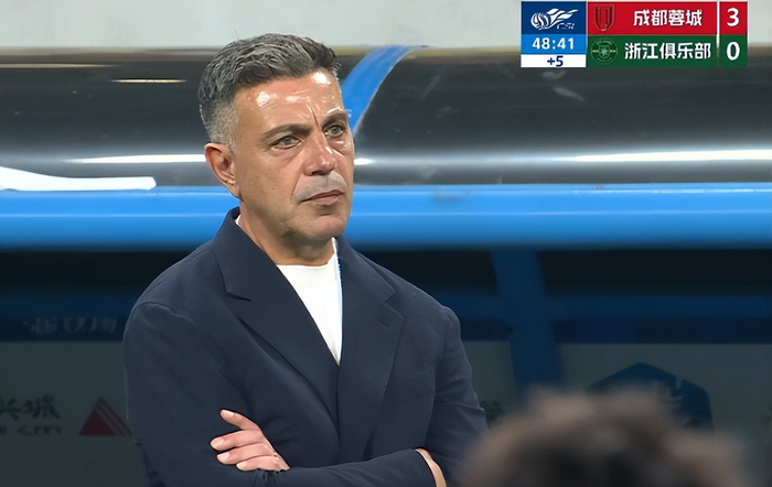 兄弟德比成焦点，成都蓉城4-0横扫浙江队